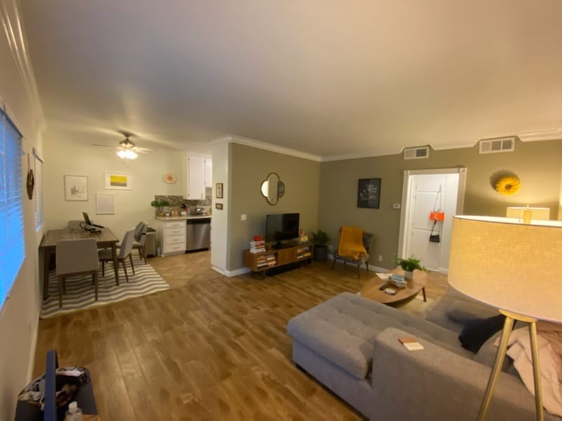 Primary Photo - 11470 Moorpark St