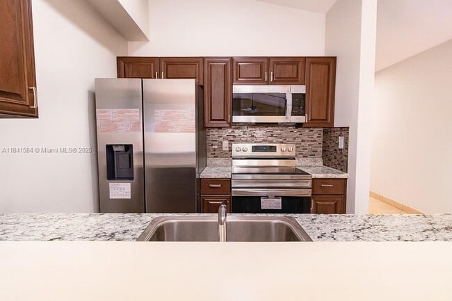 Foto del edificio - 13536 SW 11th Ln