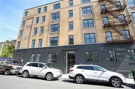 Building Photo - 234 51st St