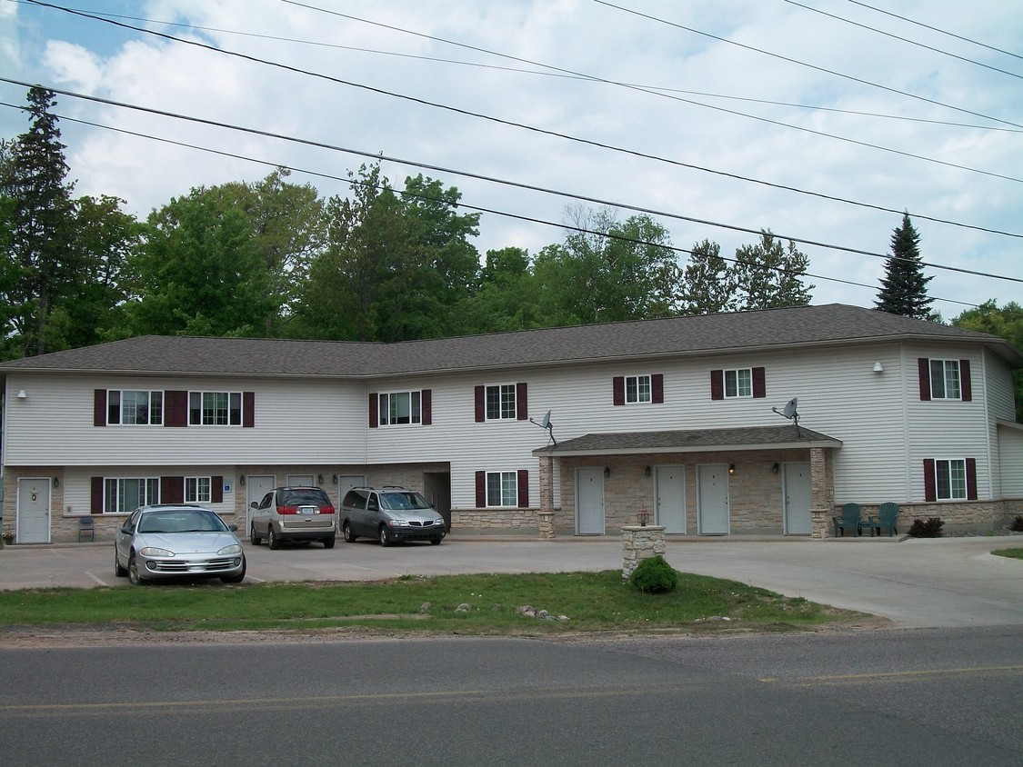Primary Photo - 515 Ontario Ave