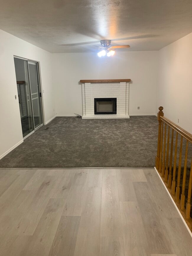 Building Photo - 12774 Southwillow Dr