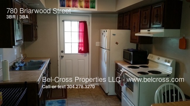 Building Photo - 780 Briarwood St