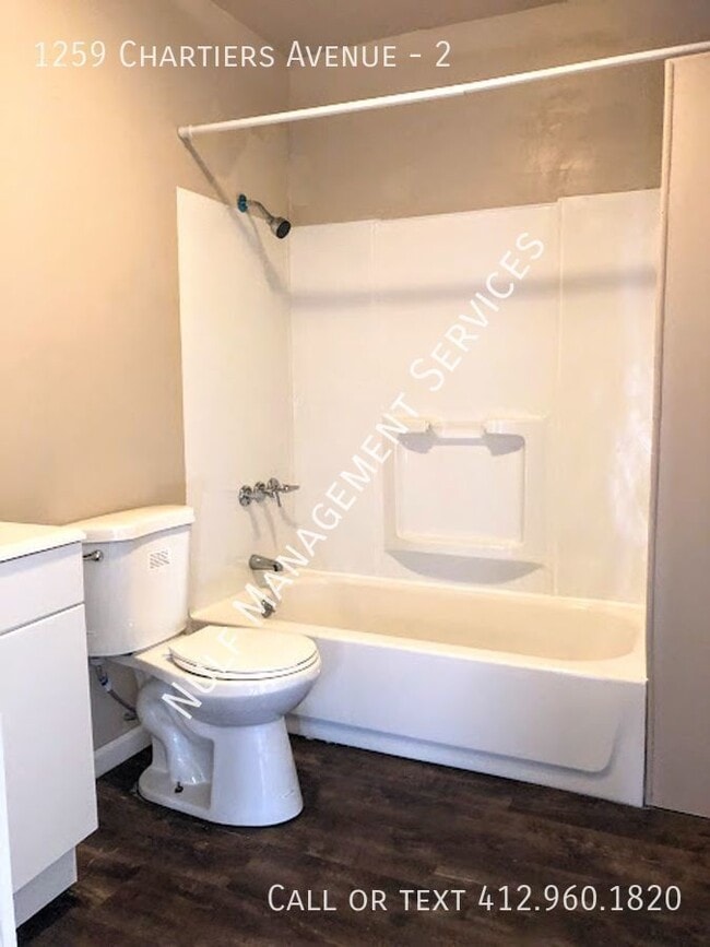 Building Photo - 2 Bed, 1 Bath unit in Crafton Heights