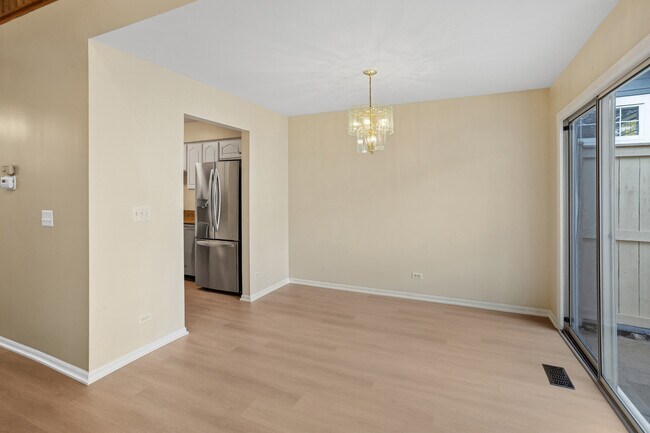 Foto del edificio - 1252 S Parkside Dr