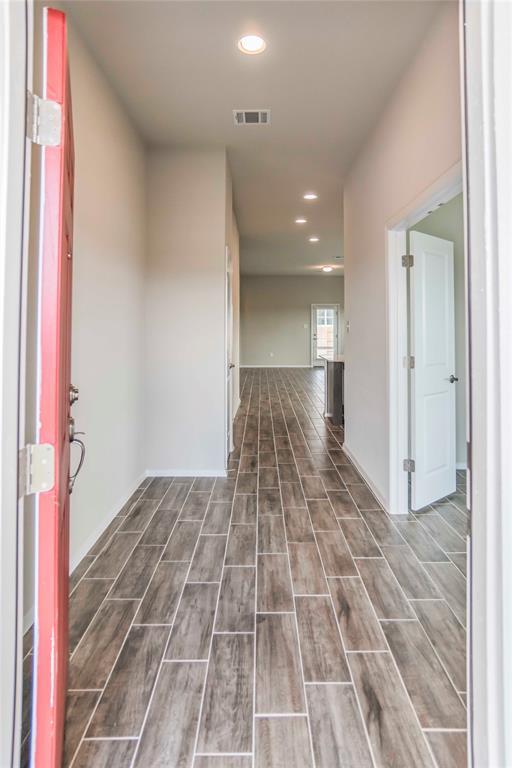 Foto del edificio - 204 Rollingwood Dr