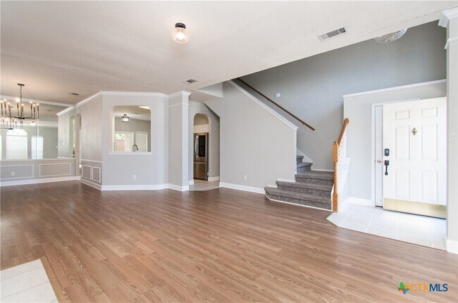 Foto del edificio - 110 Missouri Dr