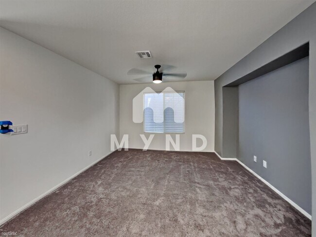 Building Photo - 4 br, 3.5 bath House - 8044 Mercury Skye St