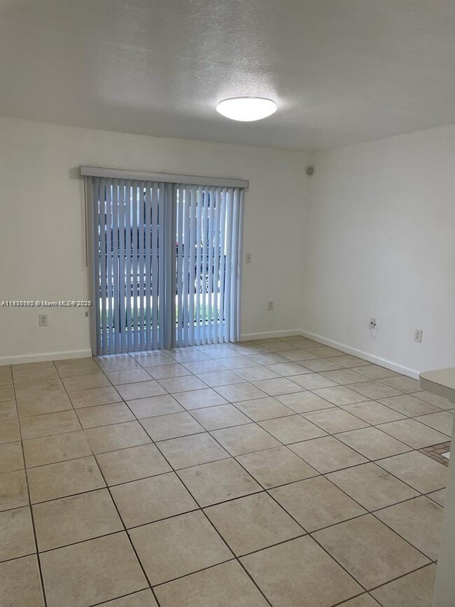 Building Photo - 15430 SW 284th St