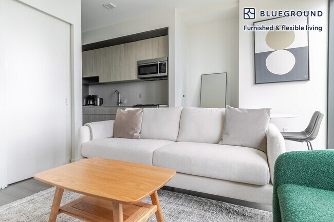 Foto del edificio - 1210 S Indiana Ave