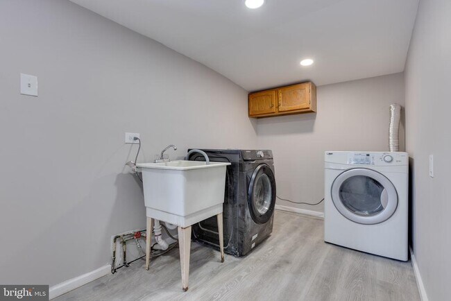 Foto del edificio - 4211 Garrett Rd