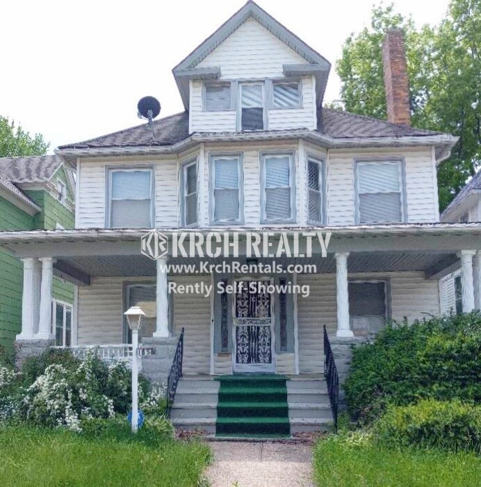 Primary Photo - Cozy 5-Bedroom 3-Bathroom Home!