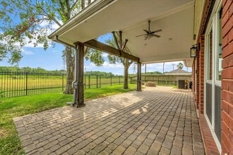 Building Photo - 146 Bayou Bend Dr