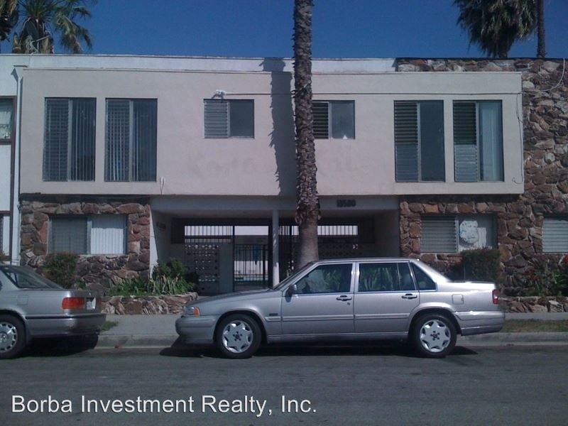 13530 Deming Ave, Downey, CA 90242 Condo for Rent in Downey, CA