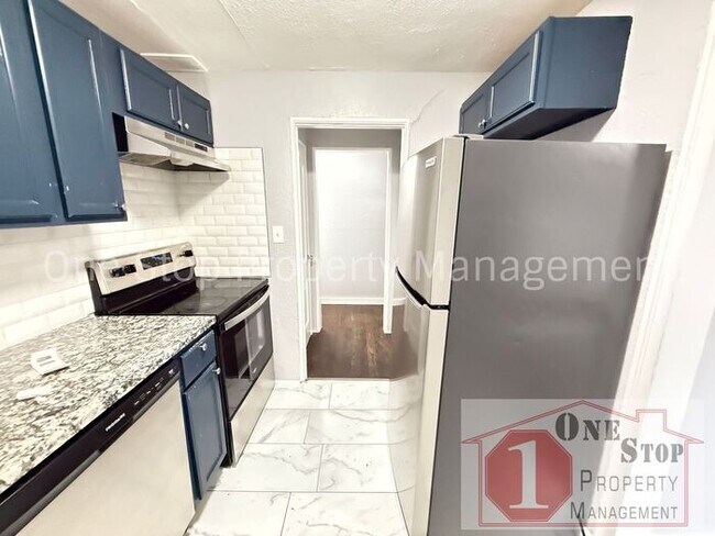 Building Photo - Beautiful 3 Bedroom 1.5 Bathroom Home in K...