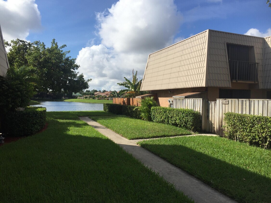 Foto principal - 5214 52nd Way