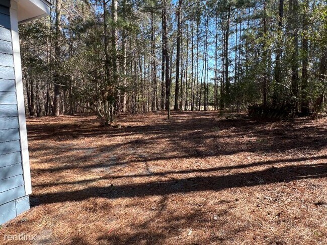 Building Photo - 3 br, 1 bath House - 10225 Holly Springs Road