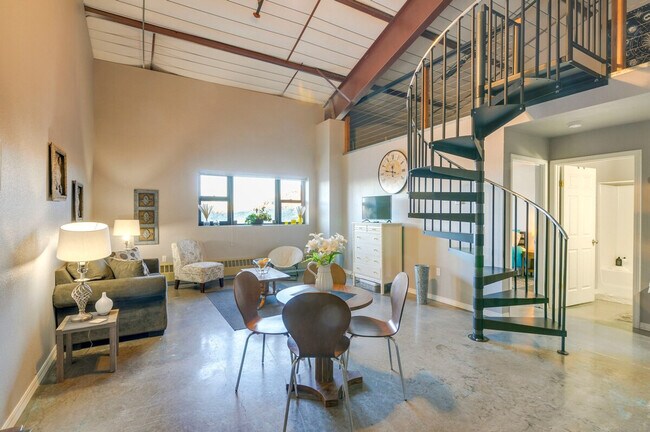 Foto del edificio - 800 Oak St