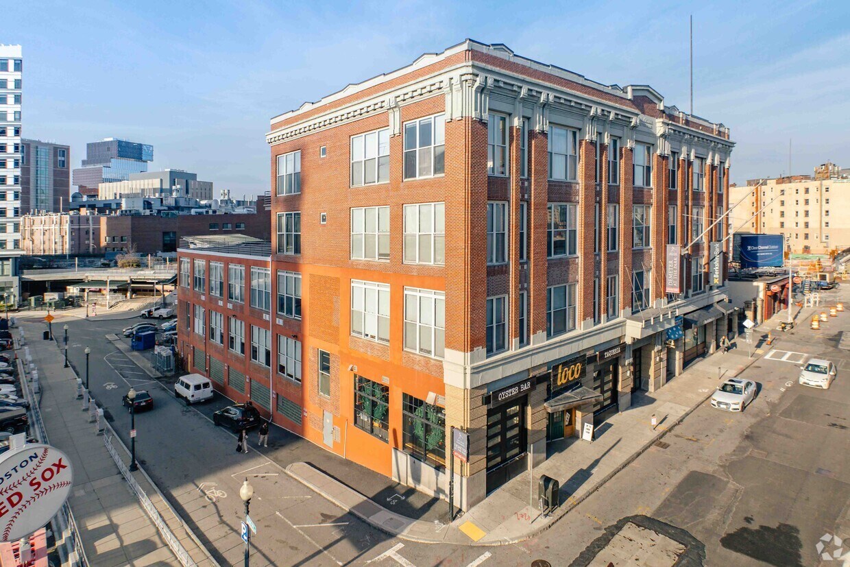 Avenida Brookline 61 - Demeter Lofts at the Park