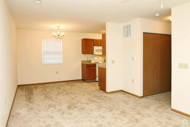 Dining Area - Winchester Bend Apartments