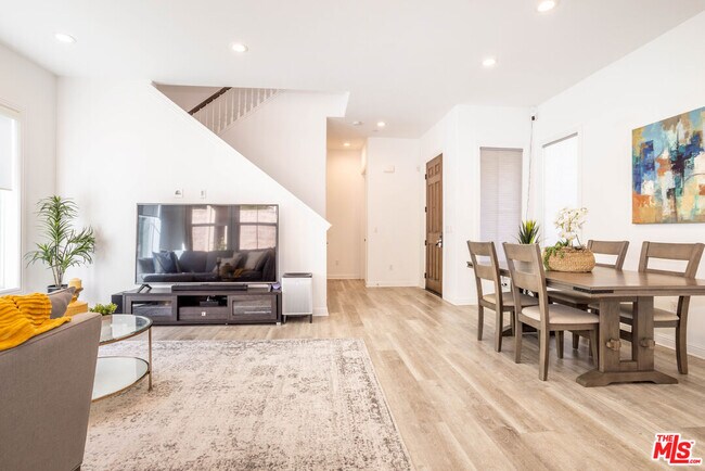 Foto del edificio - 20621 W Chestnut Cir