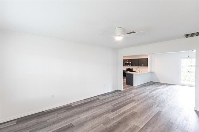 Foto del edificio - 326 W Grace St