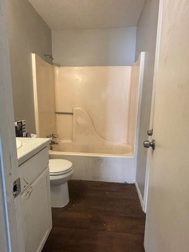 Building Photo - 6716 George Washington Dr