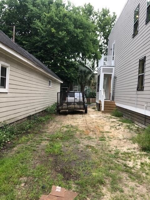 Building Photo - 23 Strawberry Ln