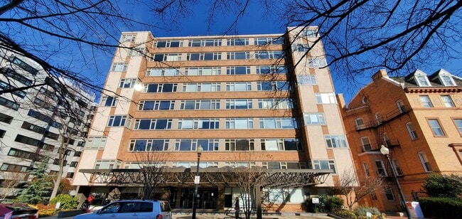 One Block from Dupont Circle! - One Block from Dupont Circle! House