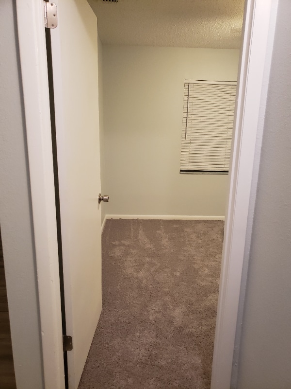 Building Photo - 2118 Navel Cir S