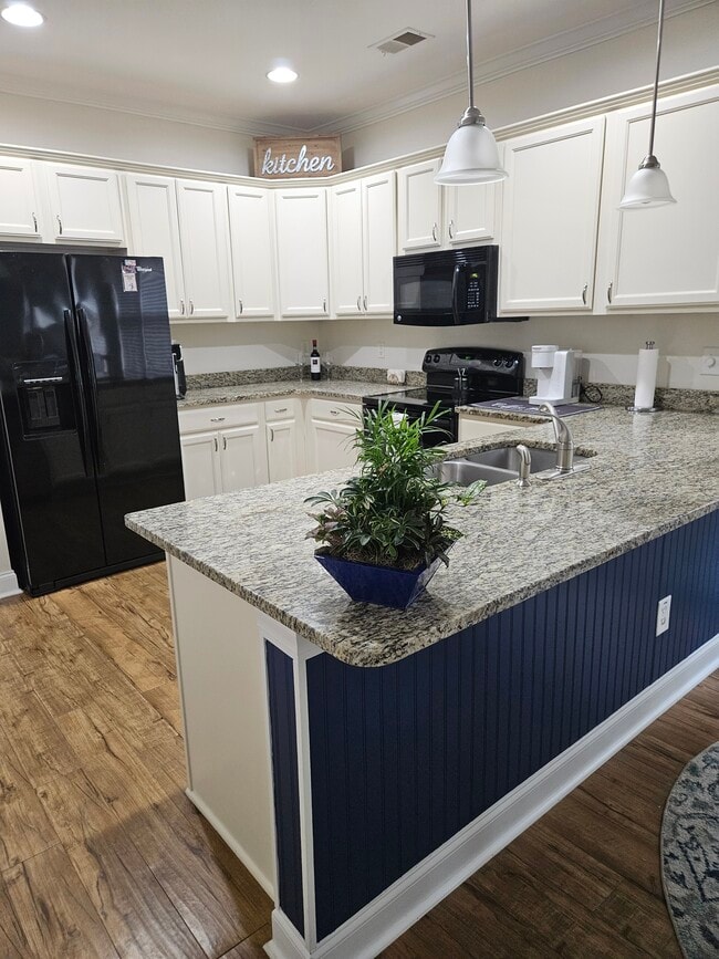 Building Photo - 1167 Landau Ln