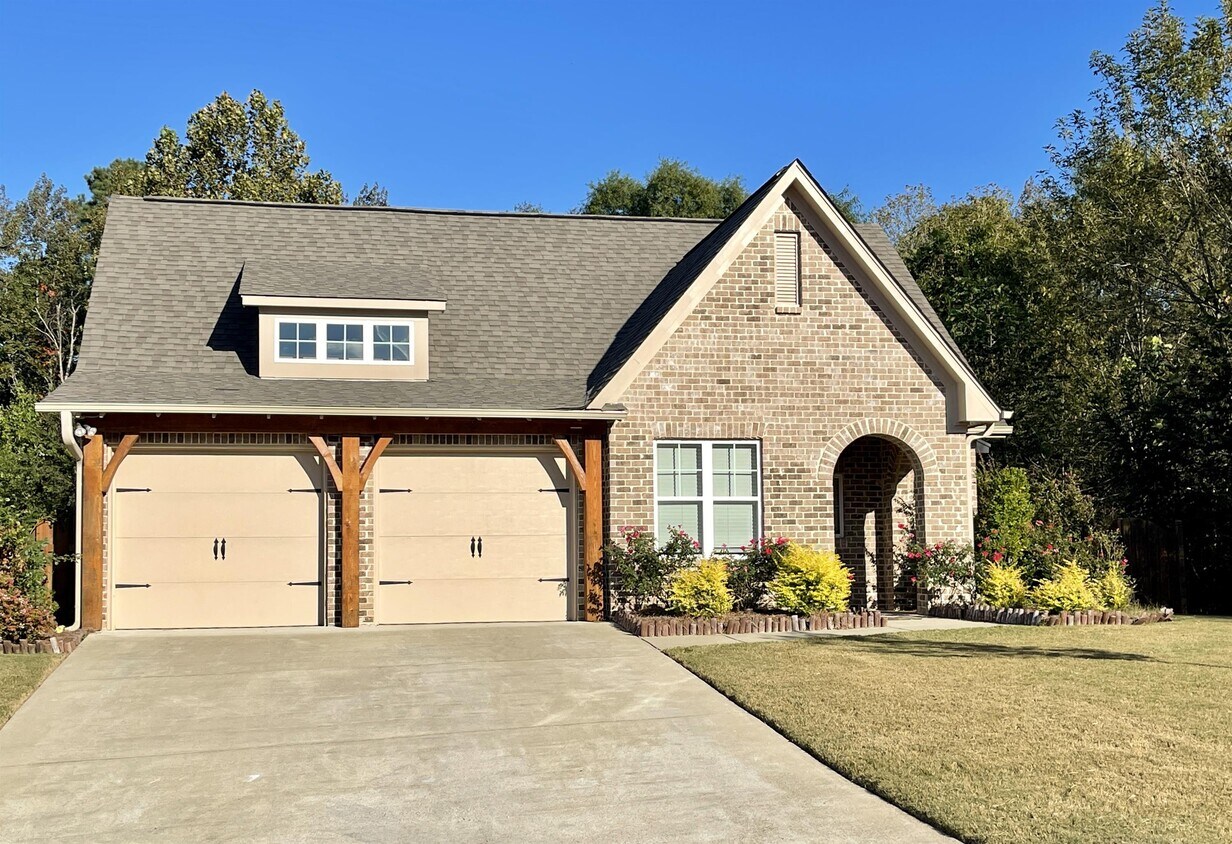 Primary Photo - 913 Shelby Farms Cir