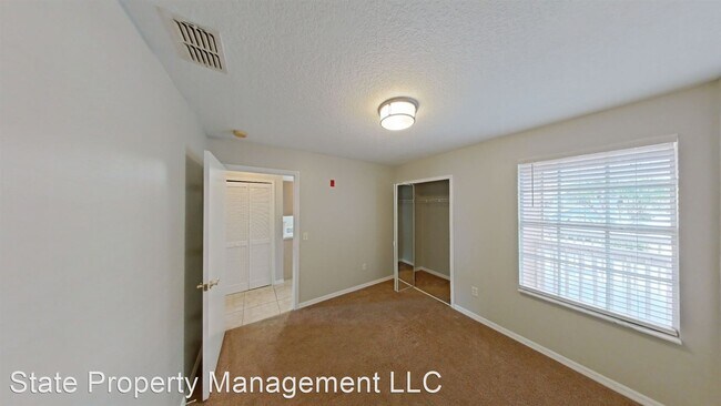 Foto del edificio - 3 br, 2 bath House - 8702 Knightsbridge Ct...