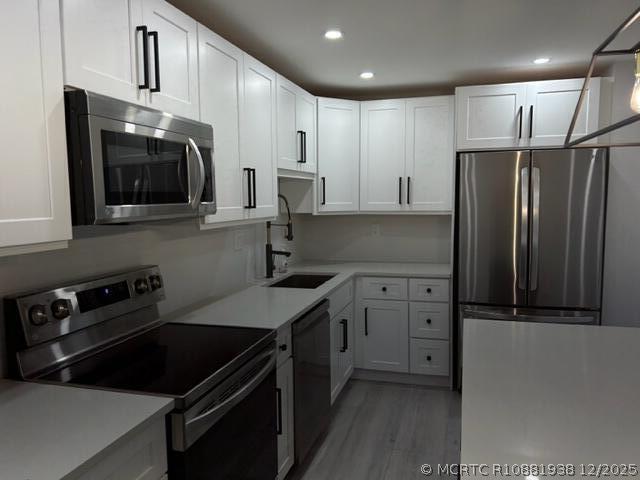 Building Photo - 15492 Lakes of Delray Blvd