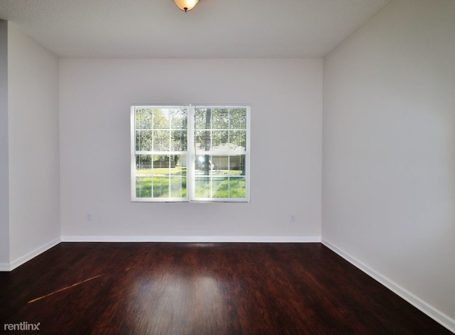 Foto del edificio - 4 br, 2 bath House - 2335 Johnson Ave