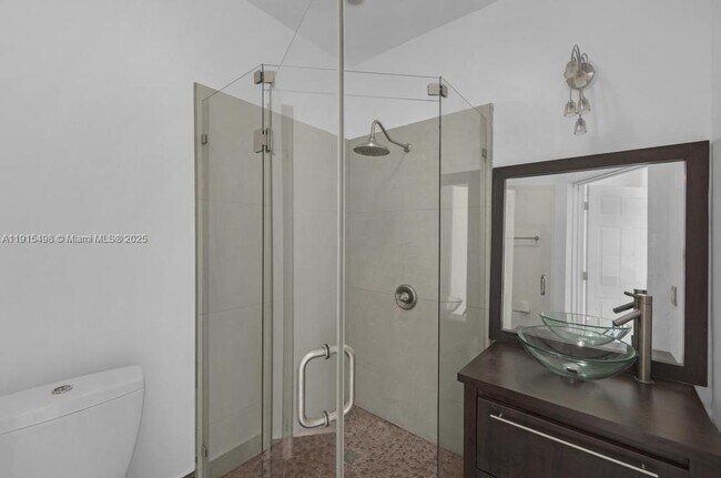 Foto del edificio - 4863 NW 109th Path