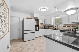 Building Photo - 1106 Oriole Ln