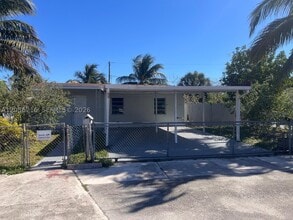 Building Photo - 16531 NW 18th Ct