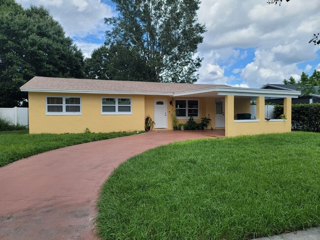 Foto del edificio - 4689 King Cole Blvd