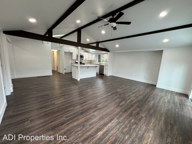 Building Photo - 3 br, 2 bath House - 10054 SW 35th Ave