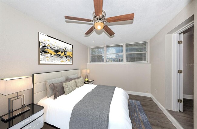 Foto del edificio - 705 3rd Ave NE