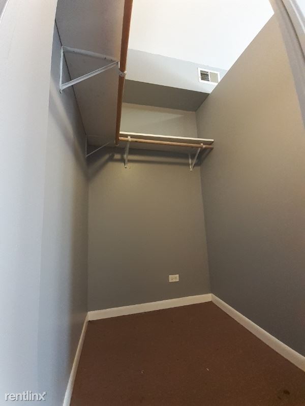 Foto del edificio - 4622 S Calumet Ave