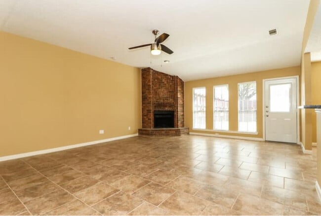Building Photo - 4508 Neal Dr