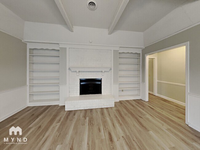 Foto del edificio - 4645 Sandy Park Dr