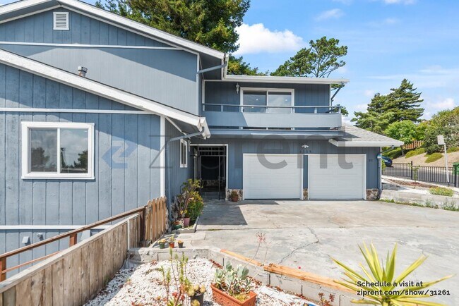 Building Photo - 1115 Ivy Ct