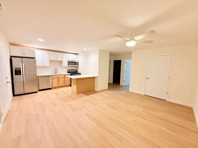 Building Photo - Brickyard Apartments