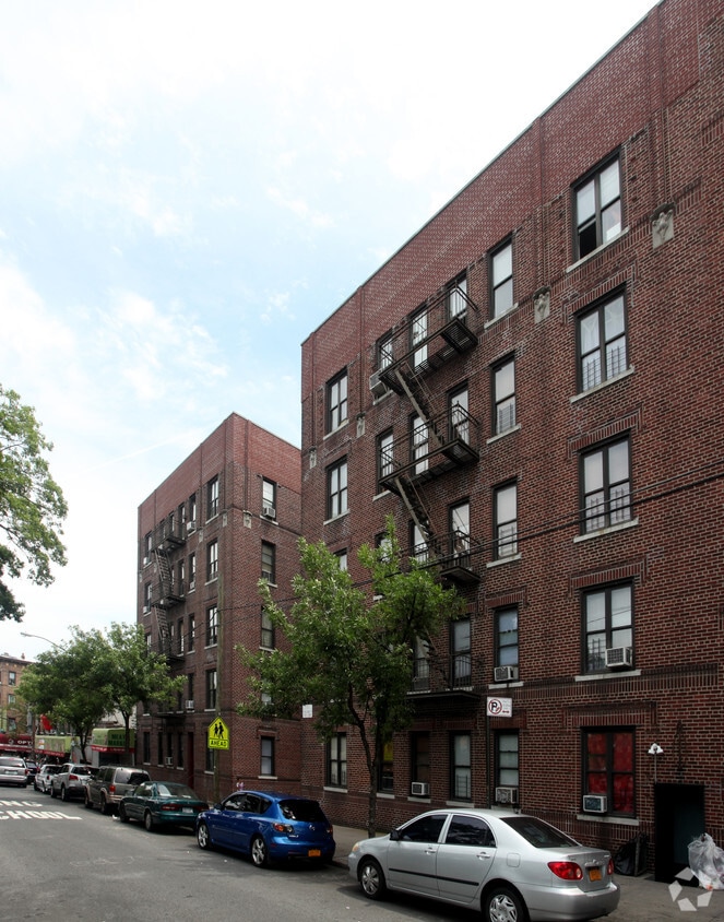 60-62 Madison St - 6072 Madison St