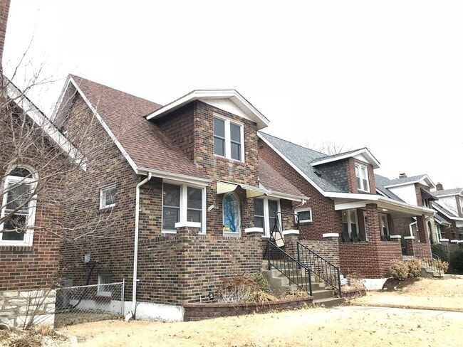 Building Photo - 6439 Lindenwood Pl