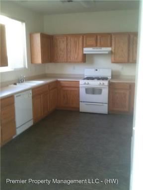 Building Photo - 1250 Willow Village Ave