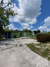 Building Photo - 3315 Bassie Ct