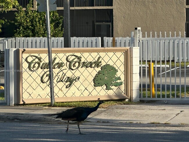 Foto del edificio - 10350 SW 220th St